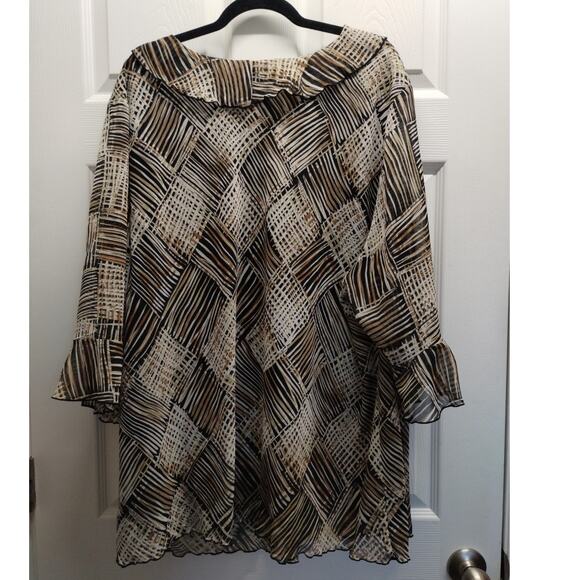 Maggie Barnes Womens Plus Size 4X (30/32) Brown Geo Abstract Lined V-Neck Blouse - Picture 3 of 6